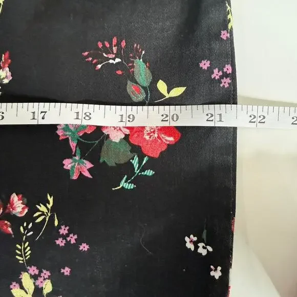 Material girl y2k black floral denim skirt - Picture 4 of 8